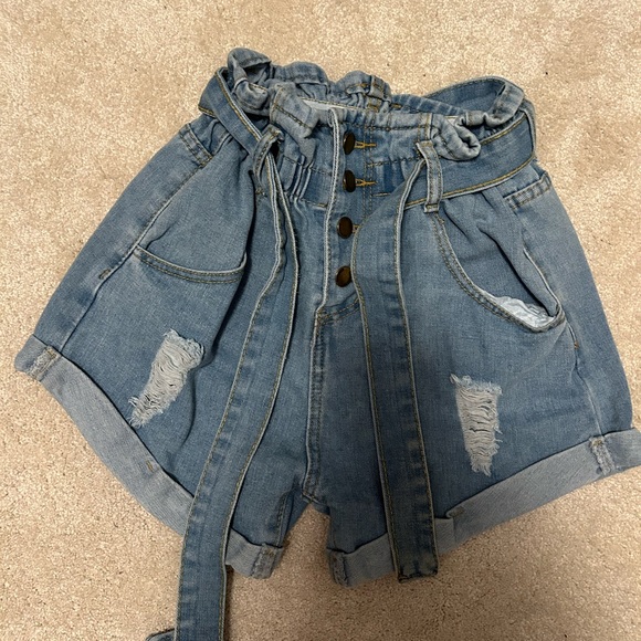 Mom Jean shorts! - Picture 1 of 1